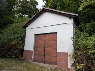Realitní kanceláø - pronájem -  Garáž v centru Tanvaldu